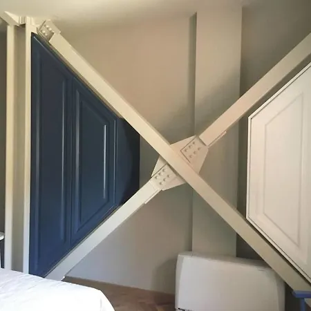 &